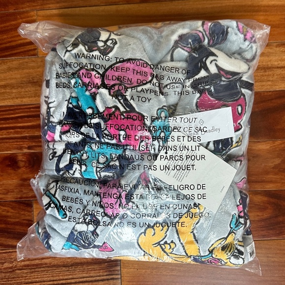 VERA BRADLEY DISNEY HOODED FLEECE ROBE:NWT MICKEY MOUSE FAMILY FUN L/XL - Picture 15 of 15